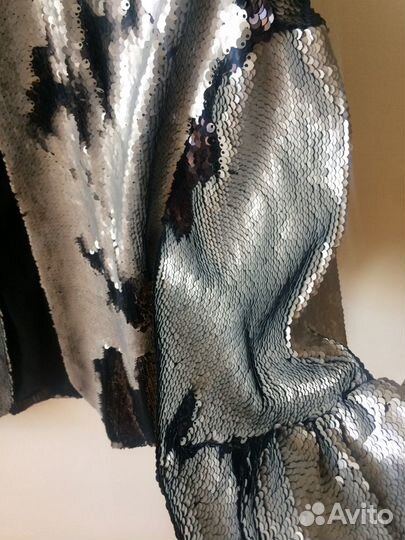 Продам пиджак HM (пайетки)