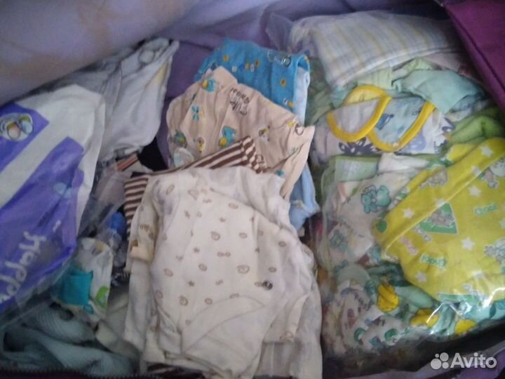 Детские вещи с рождения до года