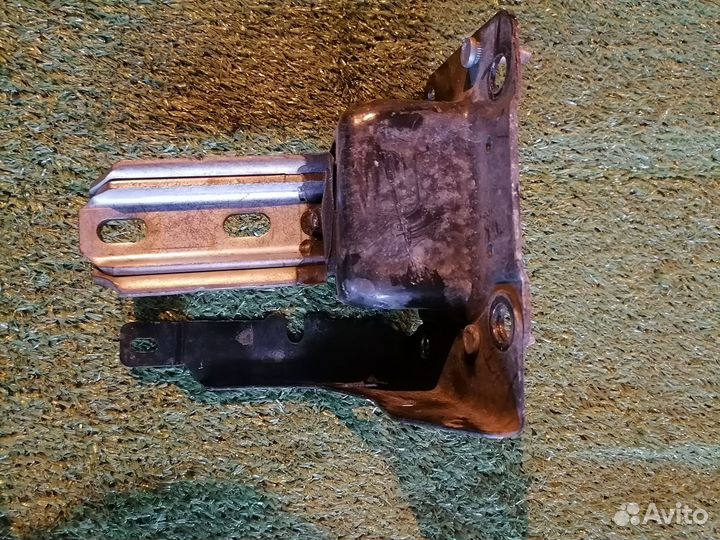 Опора двигателя (подушка двс) передняя левая 96802