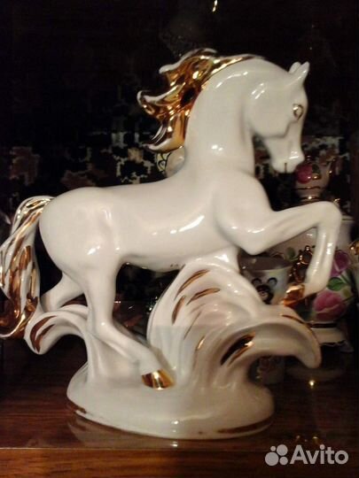 Фарфоровые статуэтки