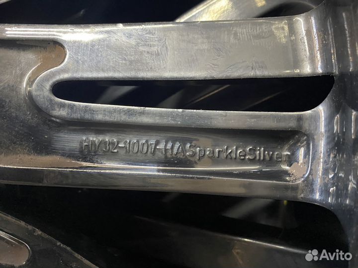 R21 Pirelli Scorpion Verde All Season 275/45, PCD 5x120 DIA 72.6