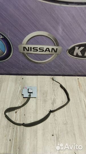 Антенна infiniti QX60