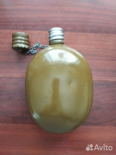 Фляжка армейская