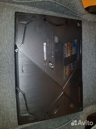 MSI GF63 Thin 12VE-1038XRU