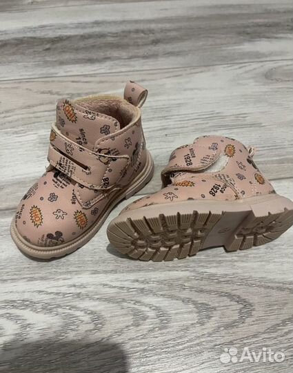 Ботинки на весну для девочки