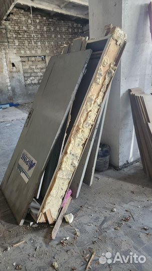 Отдам бесплатно двери