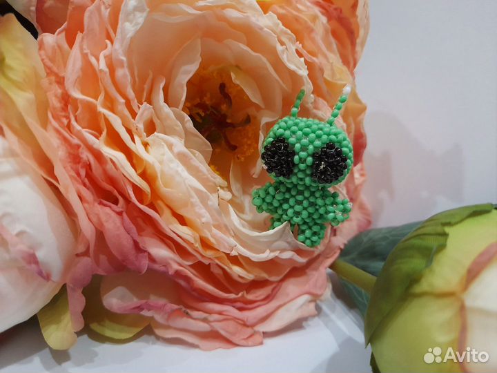 Фигурка из бисера 