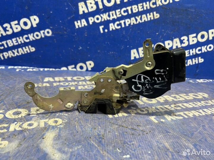 Задний левый замок двери Geely Mk седан 2009