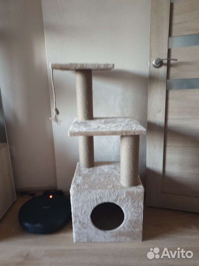 Домик для кошки с когтеточкой