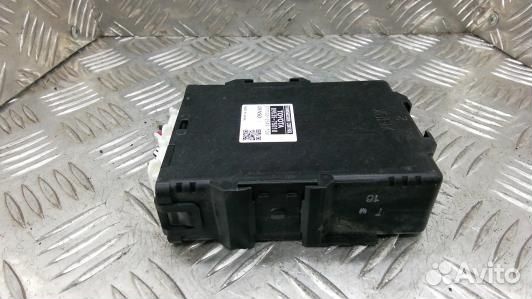 Блок управления АКПП toyota prius XW30 (6SE01NC04)