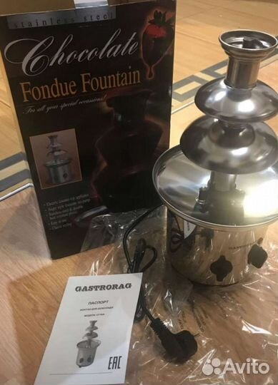 Фондю - шоколадный фонтан