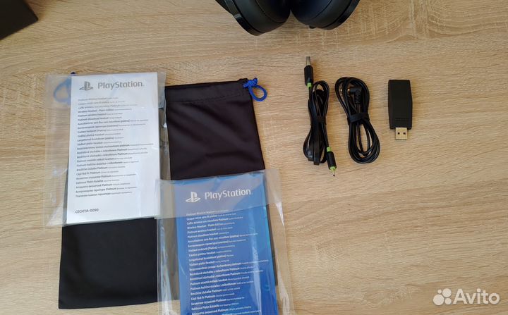 Sony Platinum Wireless Headset (cechya-0090)