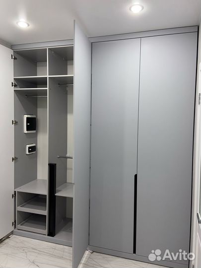 Шкаф навесной