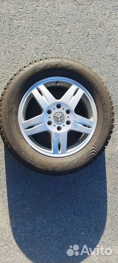 Bridgestone Blizzak LM-001 Evo 235/60 R17