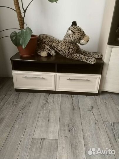 Тумба под тв