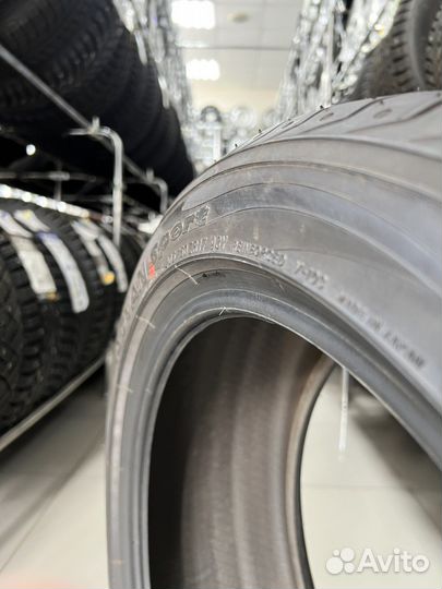 Yokohama Advan Sport V103 205/50 R17 93Y