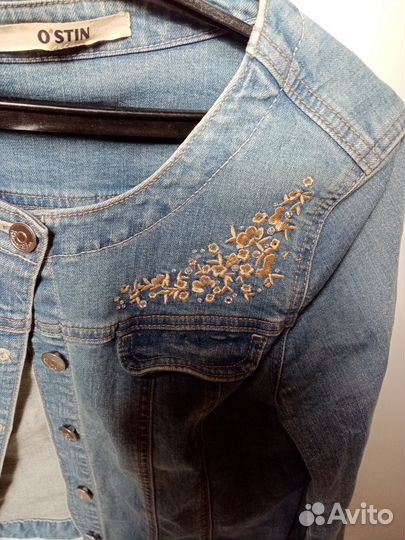 Джинсовая куртка женская