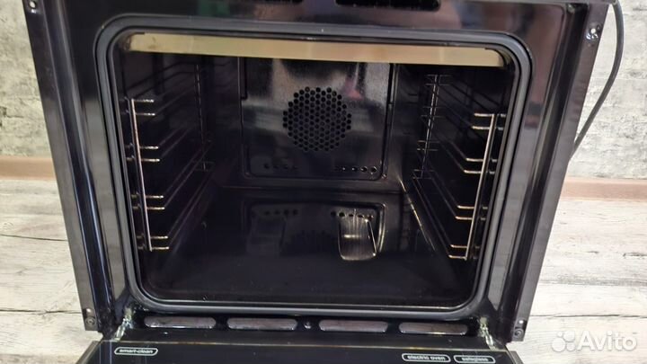 Духовой шкаф