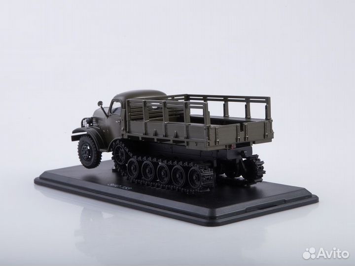 1:43 Масштабная модель зис-153