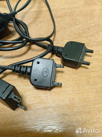 Зарядное устройство для телефона