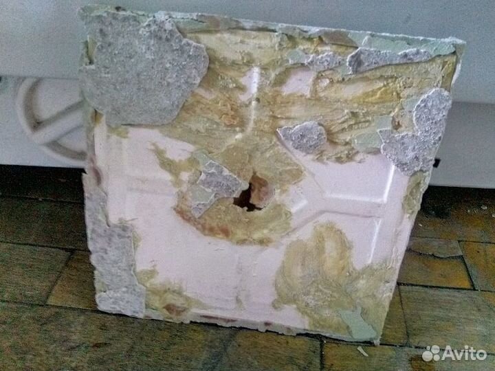 Керамический крючок и полочка в ванну