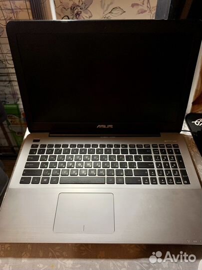 Ноутбук asus