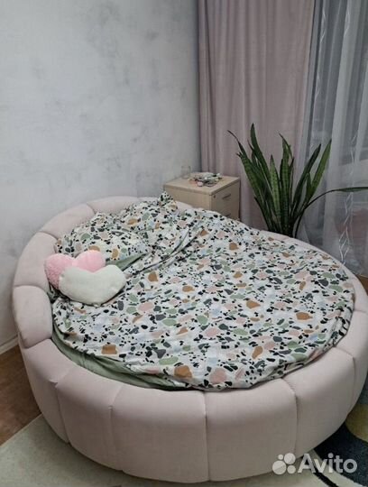 Кровать двуспальная от производителя