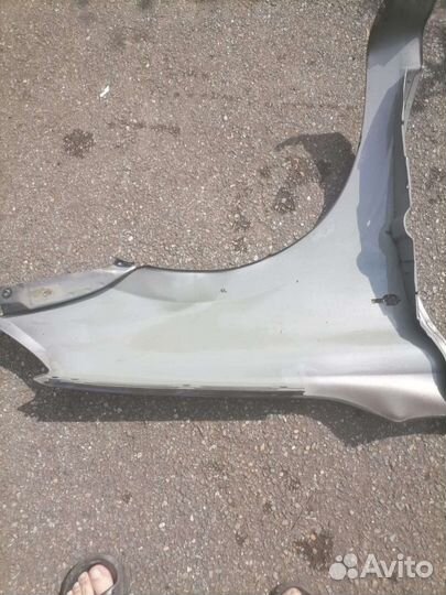 Переднее крыло на гранту