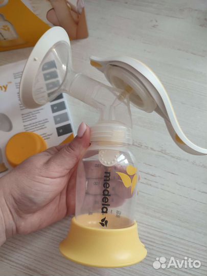Молокоотсос medela ручной