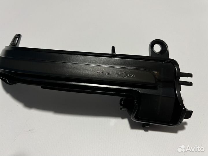 Комплект поворотников боковых зеркал BMW F30 F20