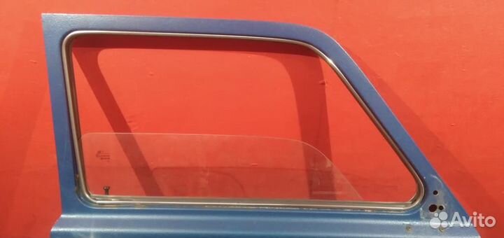 Нива дверь правая ваз 21214 с коррозией по низу