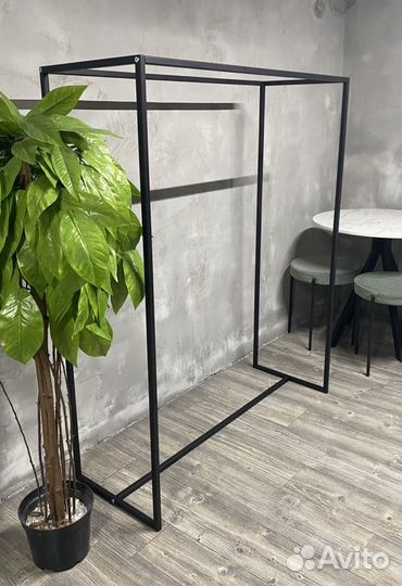 Вешалка напольная в стиле лофт