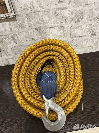 Трос буксировочный