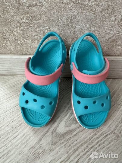 Сандалии crocs c9 для девочки