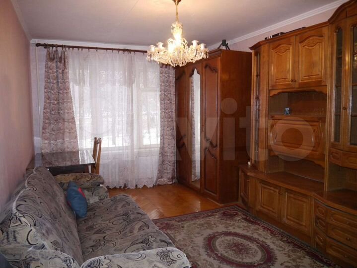 2-к. квартира, 42,2 м², 1/5 эт.