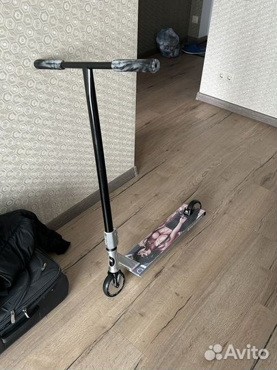 Трюковой самокат профессиональный