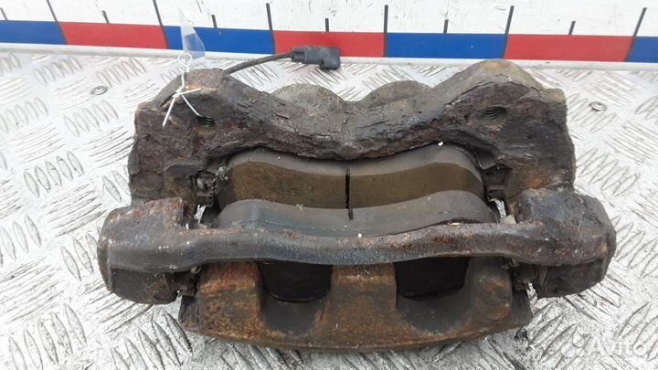 Суппорт передний левый Ford Transit 7 2009