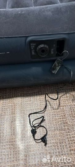 Надувной матрац