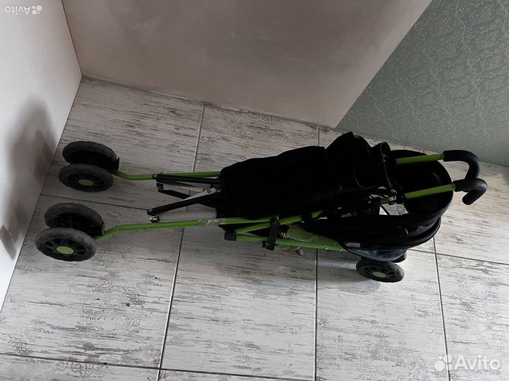 Коляска трость