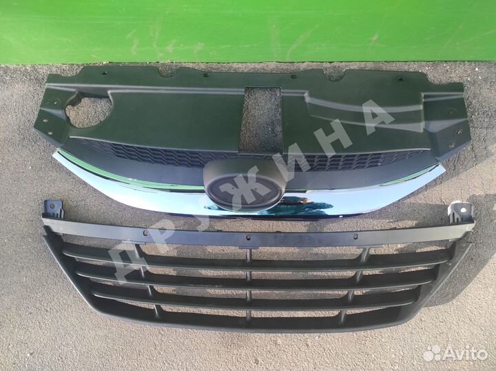 Решётка радиатора Hyundai IX35