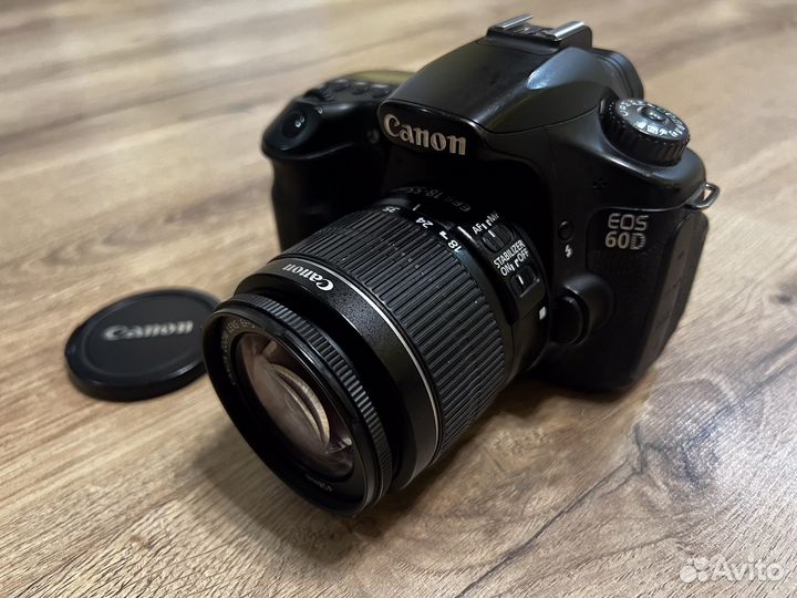 Canon 60D + Canon EF-S 18-55mm IS II (F/3.5-5.6)