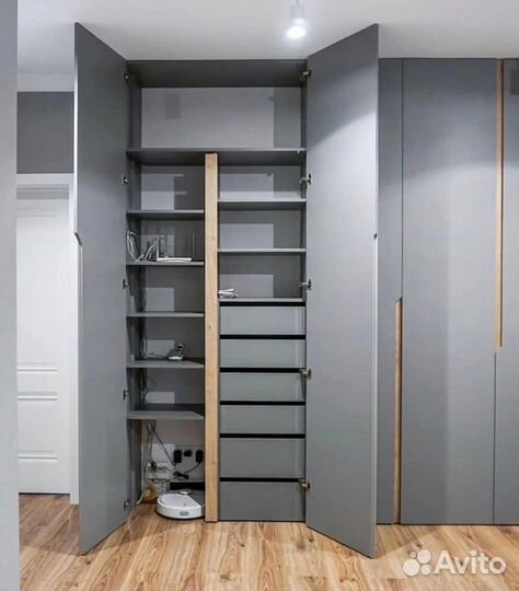 Шкаф распашной современный от производителя