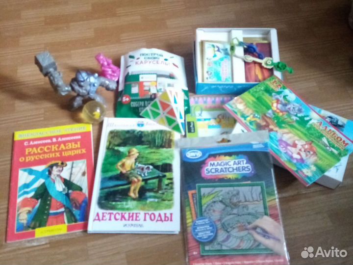 Рюкзак на колёсиках детский