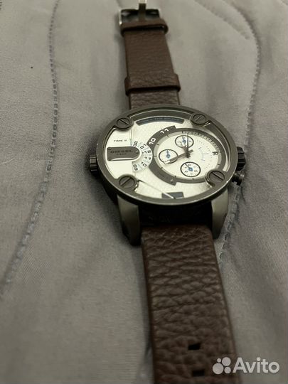 Часы diesel DZ7269