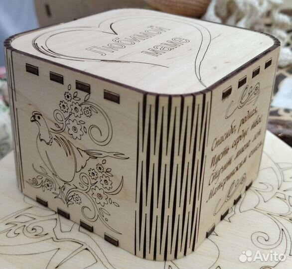 Шкатулка для украшений 