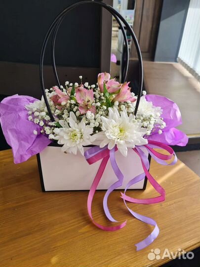 Живые цветы букеты