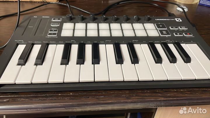 Midi клавиатура novation 25