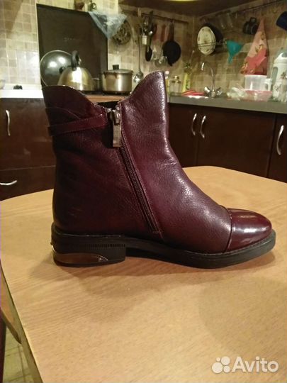 Ботинки женские