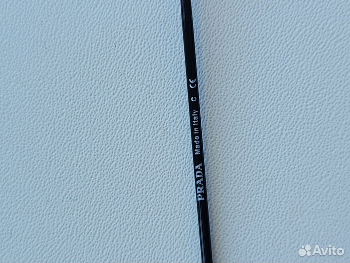 Солнцезащитные очки Prada авиаторы. Оригинал
