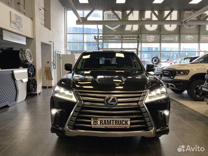 Lexus LX 4.5 AT, 2016, 196 376 км